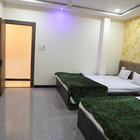 Hotel Somnath Inn Ujjain Δωμάτιο φωτογραφία