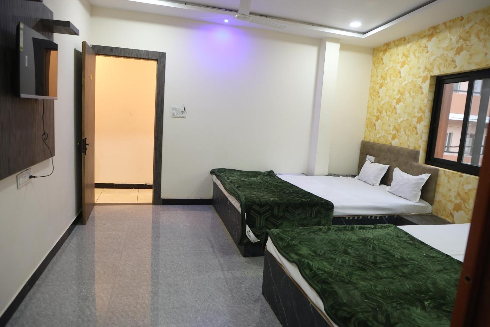 Hotel Somnath Inn Ujjain Δωμάτιο φωτογραφία